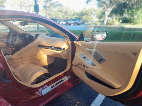 Used 2025 Chevrolet Corvette Stingray Premium Conv w/ 3LT image 8