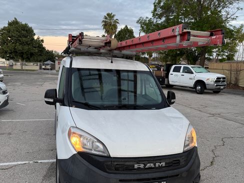 Used 2021 RAM ProMaster City Tradesman image 8