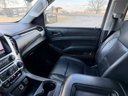 Used 2018 GMC Yukon SLT w/ Open Road Package image 13