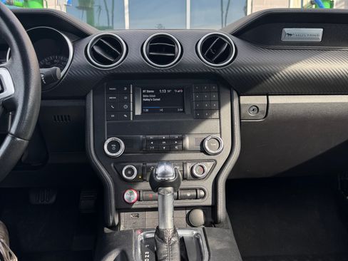 Used 2019 Ford Mustang Coupe image 14