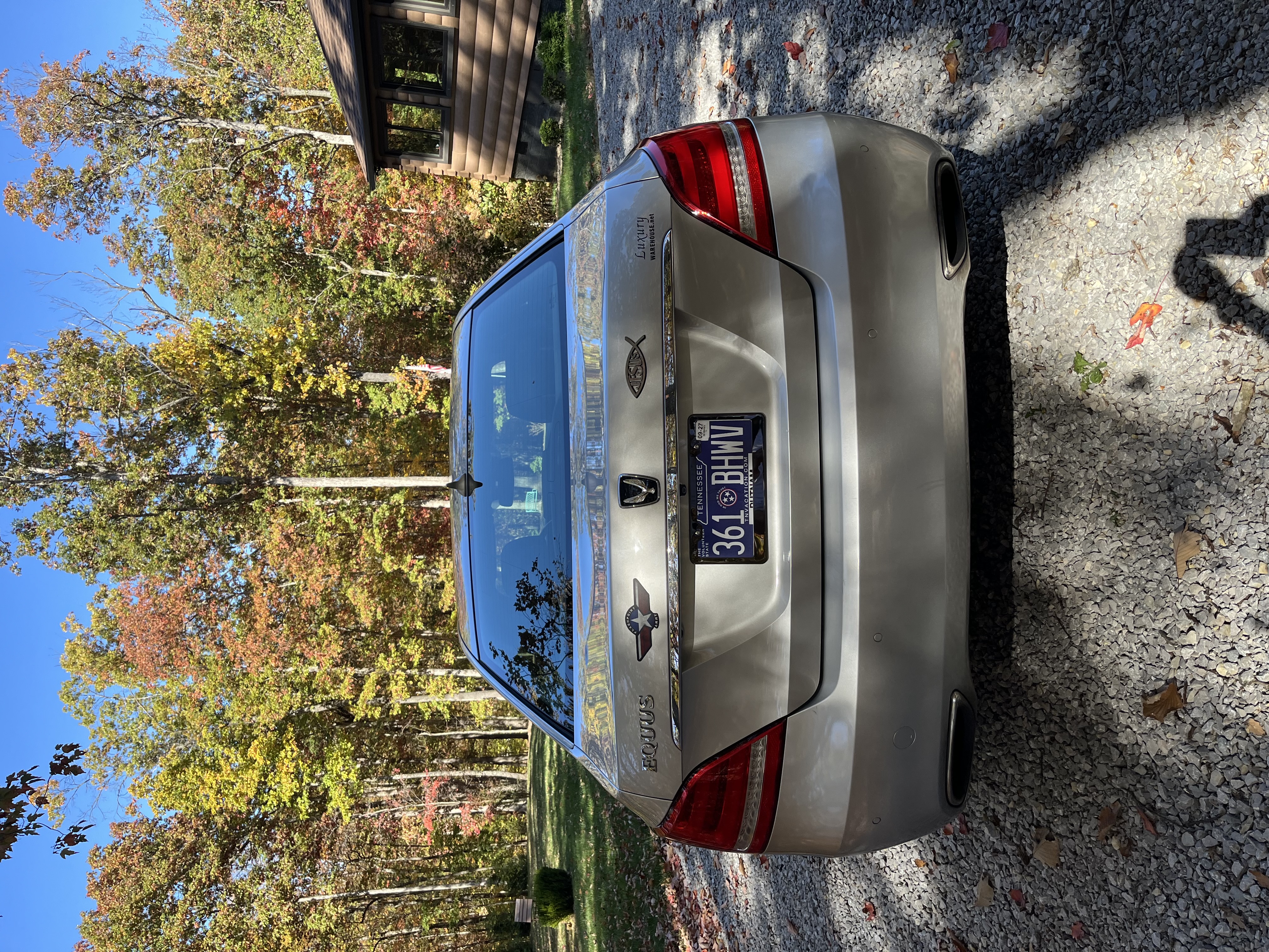 Used 2014 Hyundai Equus Signature RWD image 9