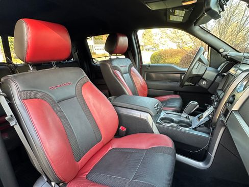 Used 2014 Ford F150 Raptor w/ Equipment Group 801A Luxury image 16