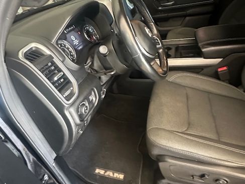 Used 2021 RAM 1500 Big Horn image 14