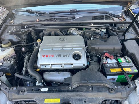 Used 2004 Toyota Camry XLE image 12