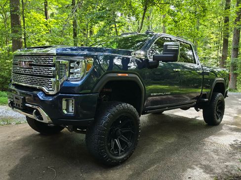 Used 2023 GMC Sierra 2500 Denali w/ Denali Ultimate Package image 1