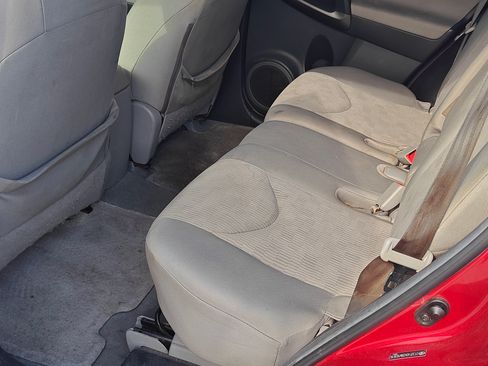 Used 2011 Toyota RAV4 2WD w/ Base L4 Extra Value Pkg image 9