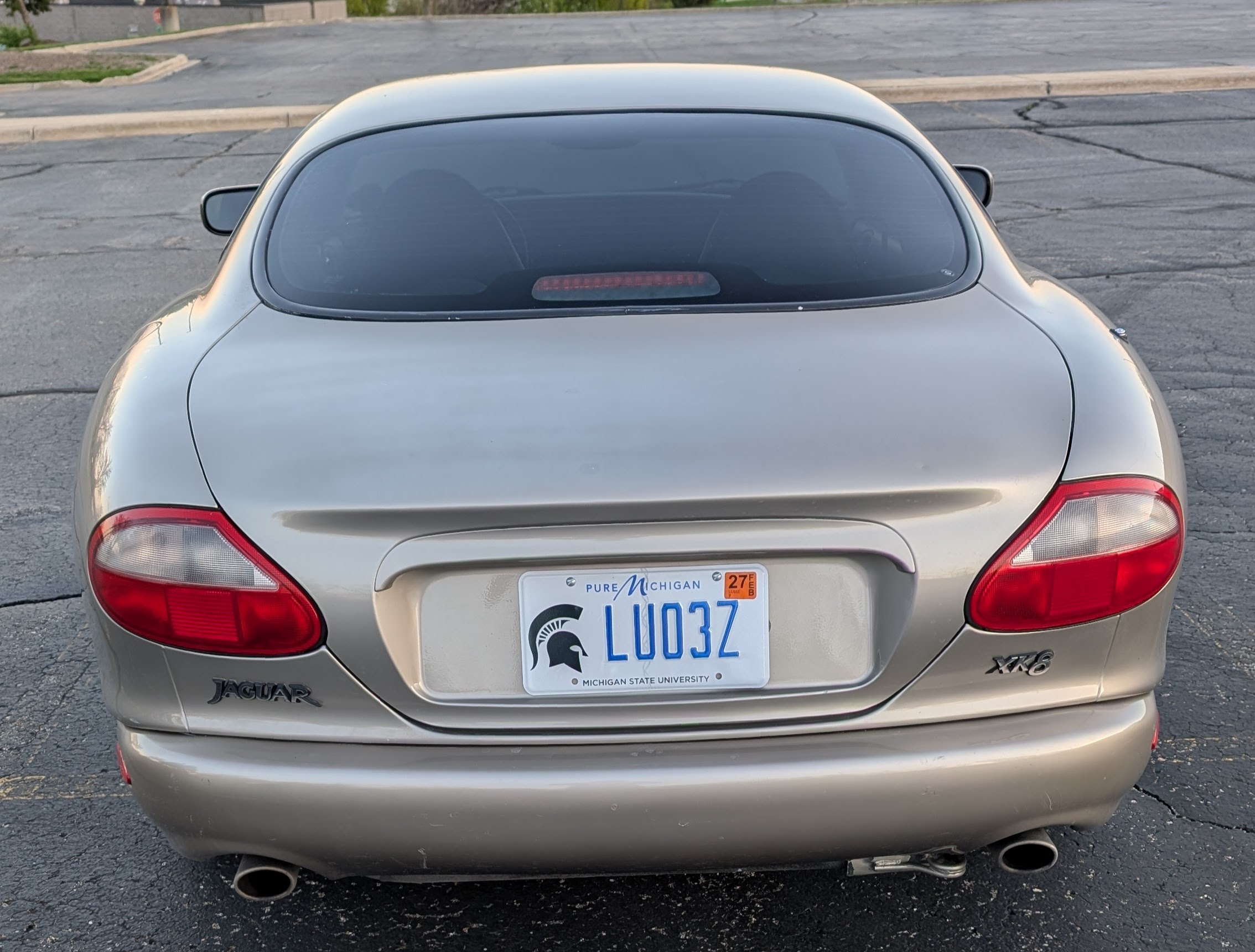 Used 1998 Jaguar XK8 Coupe RWD image 11