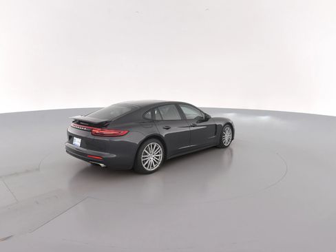 Used 2018 Porsche Panamera image 6