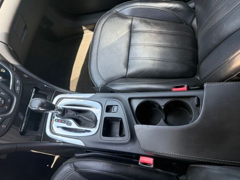 Used 2016 Buick Regal Premium AWD/4WD image 11