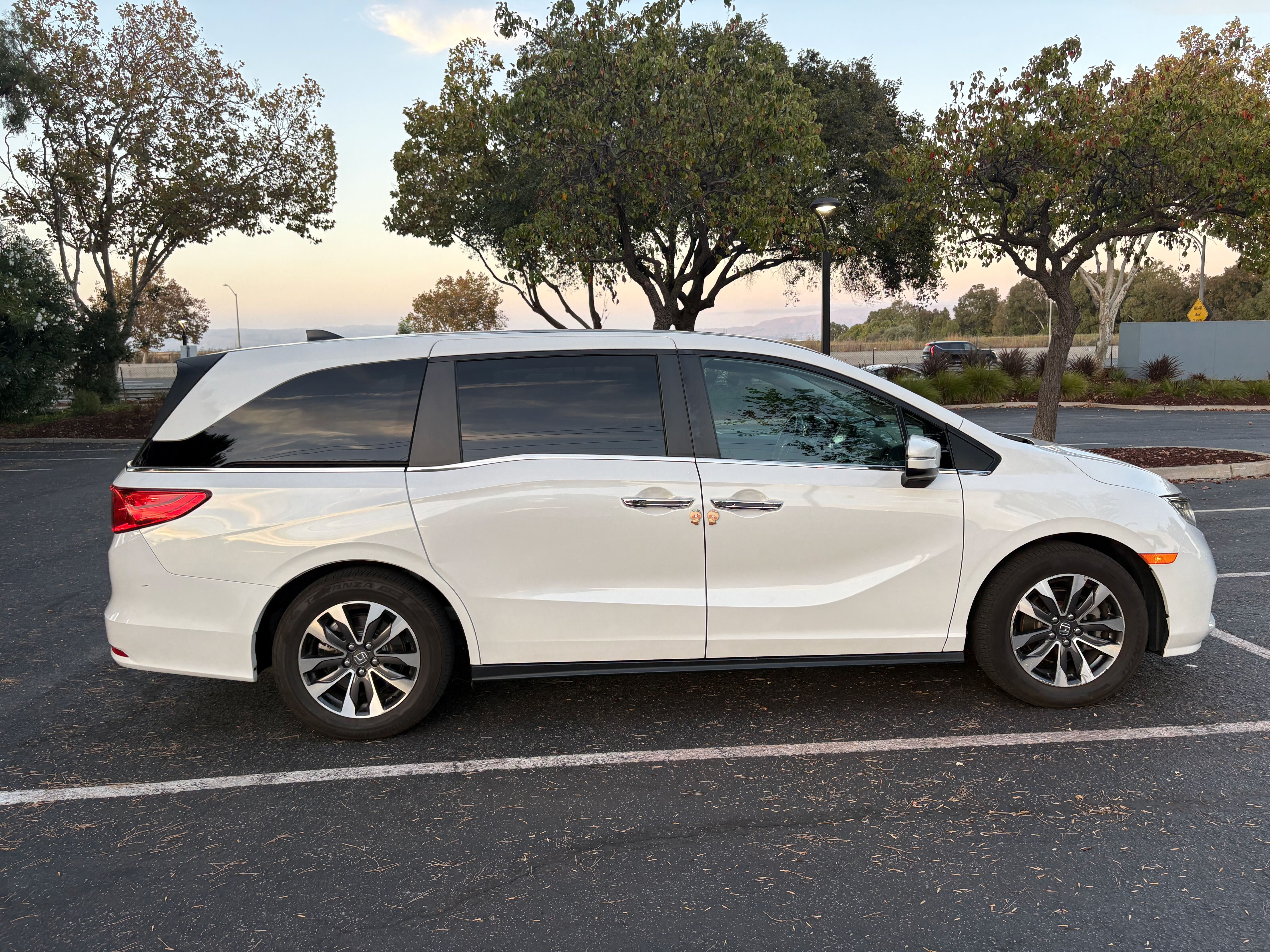 Used 2022 Honda Odyssey EX-L image 9