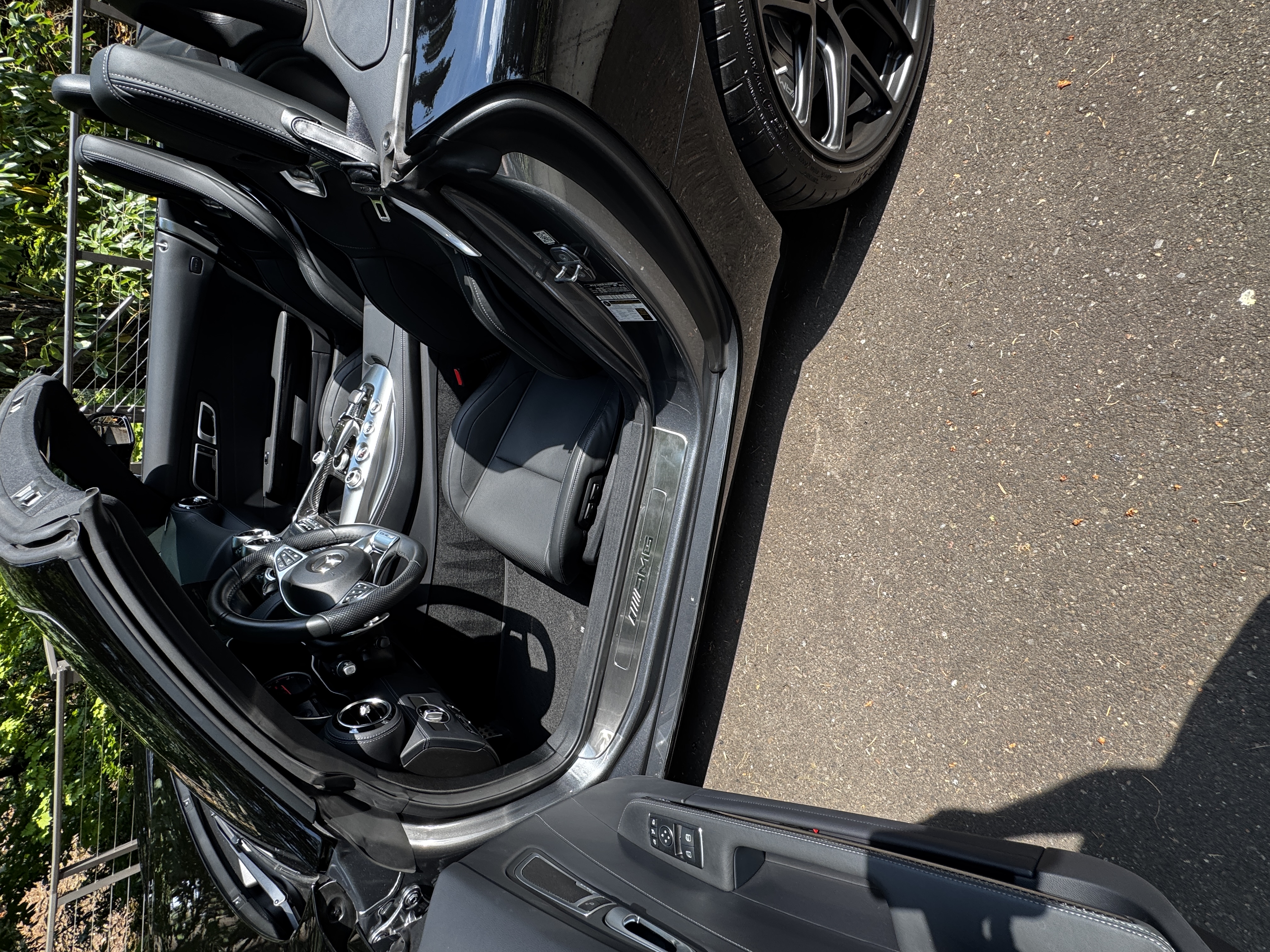 Used 2018 Mercedes-Benz AMG GT Roadster image 11
