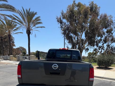 Used 2007 Nissan Titan XE RWD image 4