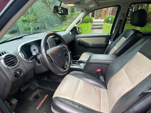 Used 2008 Ford Explorer Sport Trac Limited image 12