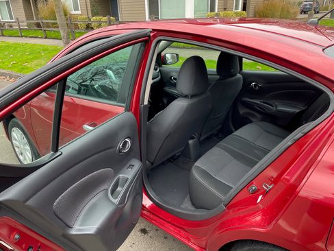 Used 2018 Nissan Versa SV image 24