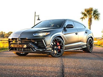 Used 2023 Lamborghini Urus Performante