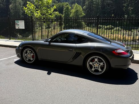 Used 2006 Porsche Cayman S RWD image 1