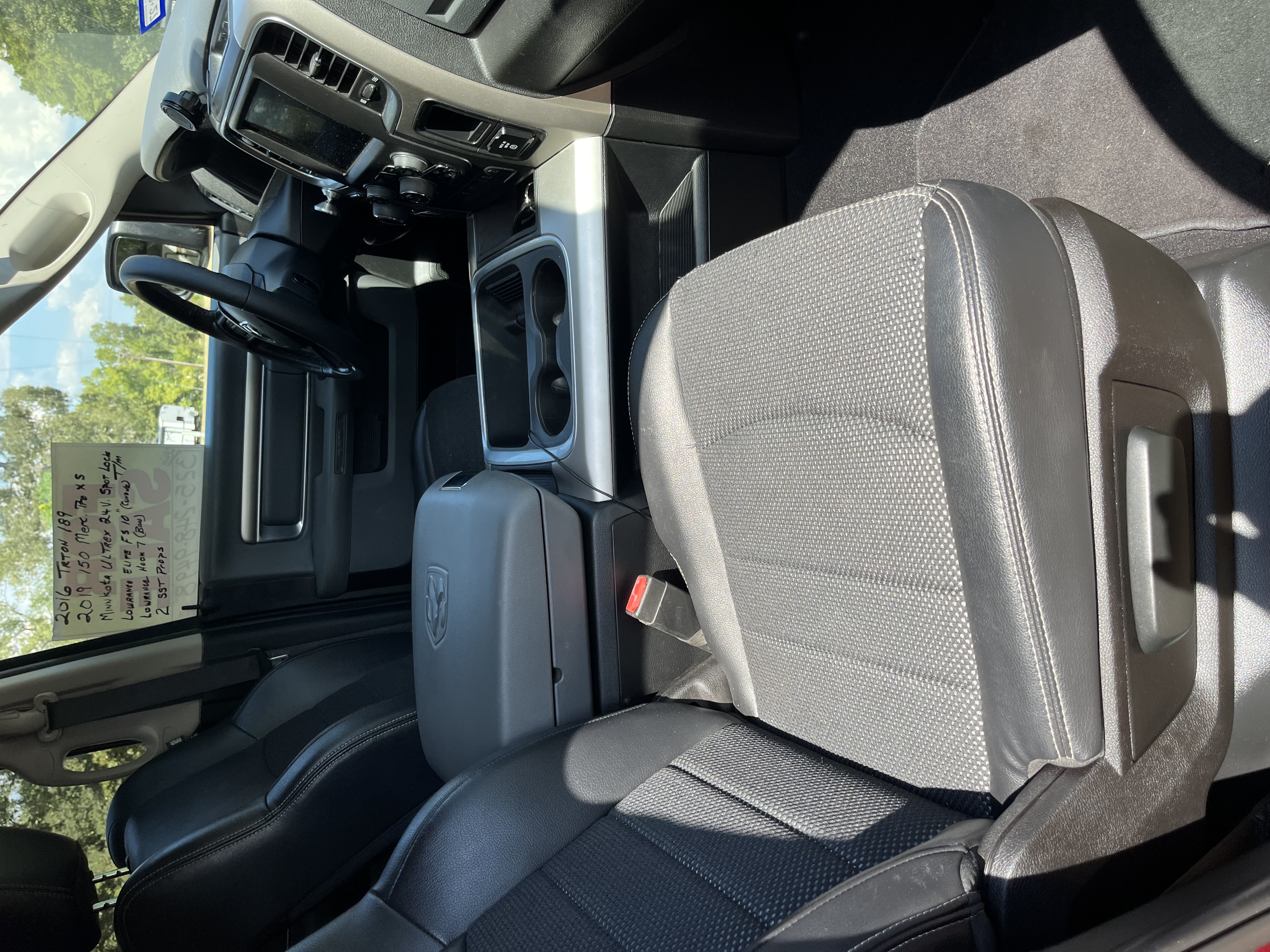 Used 2019 RAM 1500 Lone Star AWD/4WD image 2