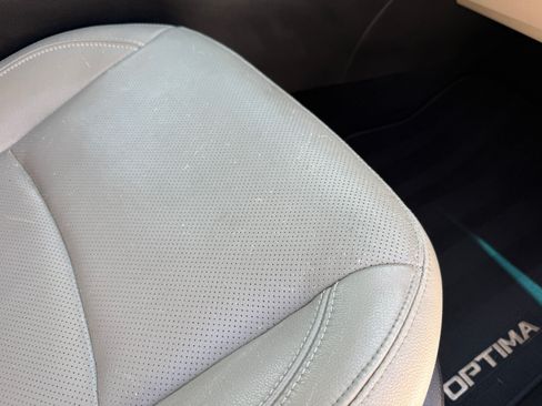 Used 2013 Kia Optima EX FWD image 18