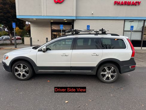 Used 2014 Volvo XC70 T6 image 5