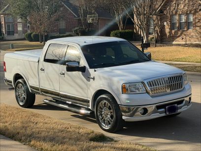 Used 2007 Lincoln Mark LT 2WD
