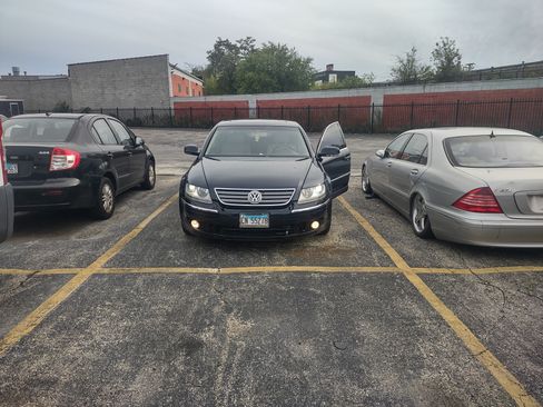 Used 2004 Volkswagen Phaeton V8 image 5