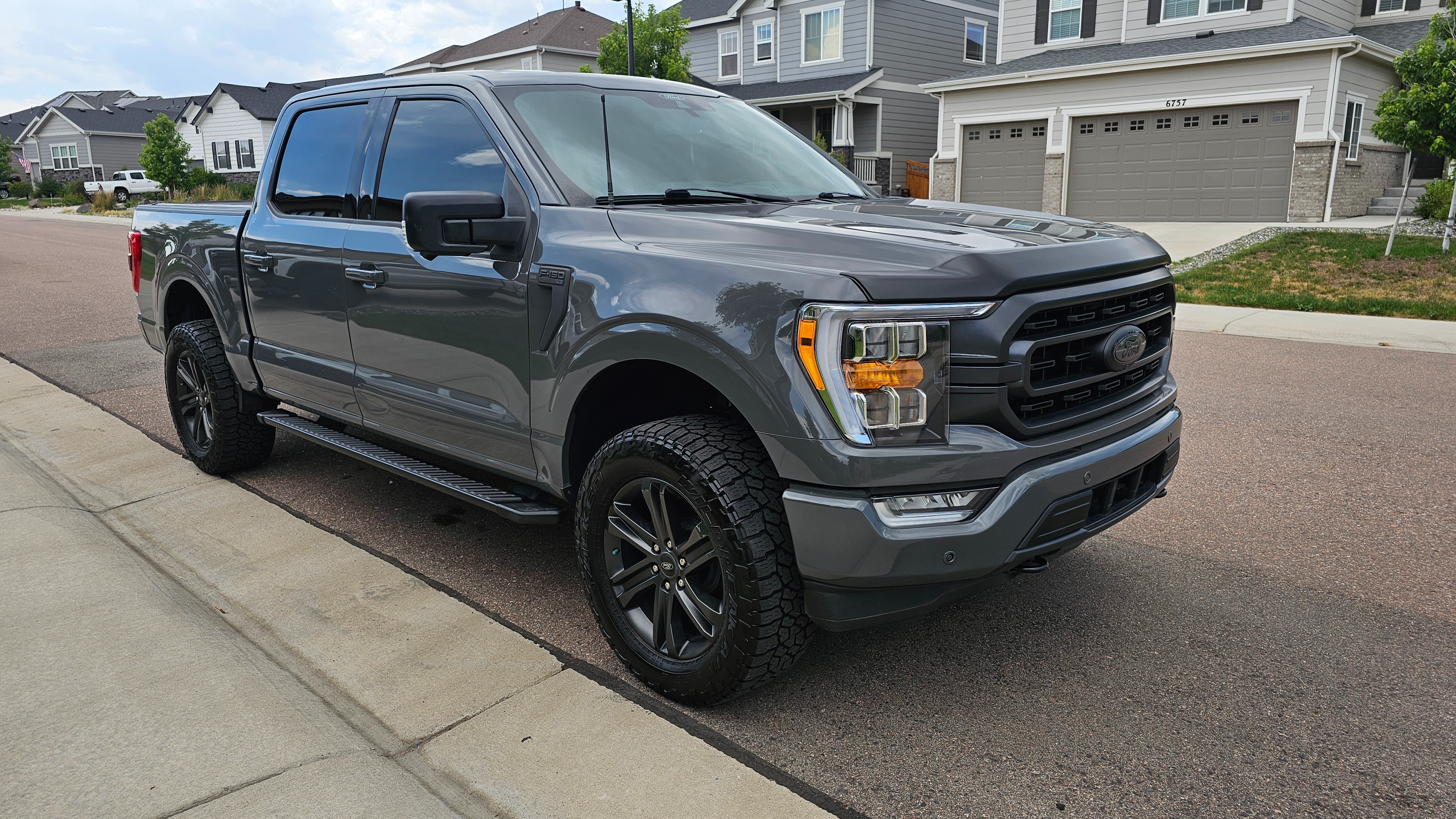 Used 2021 Ford F150 XLT w/ Equipment Group 302A High AWD/4WD image 4