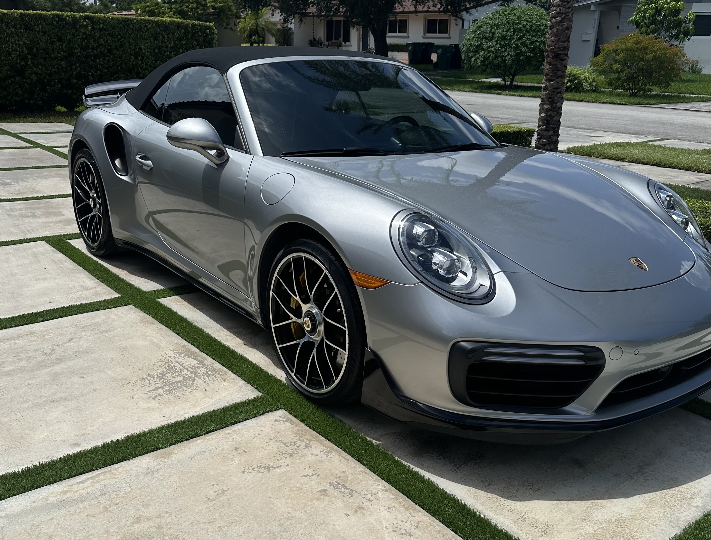 Used 2019 Porsche 911 Turbo S AWD/4WD image 10