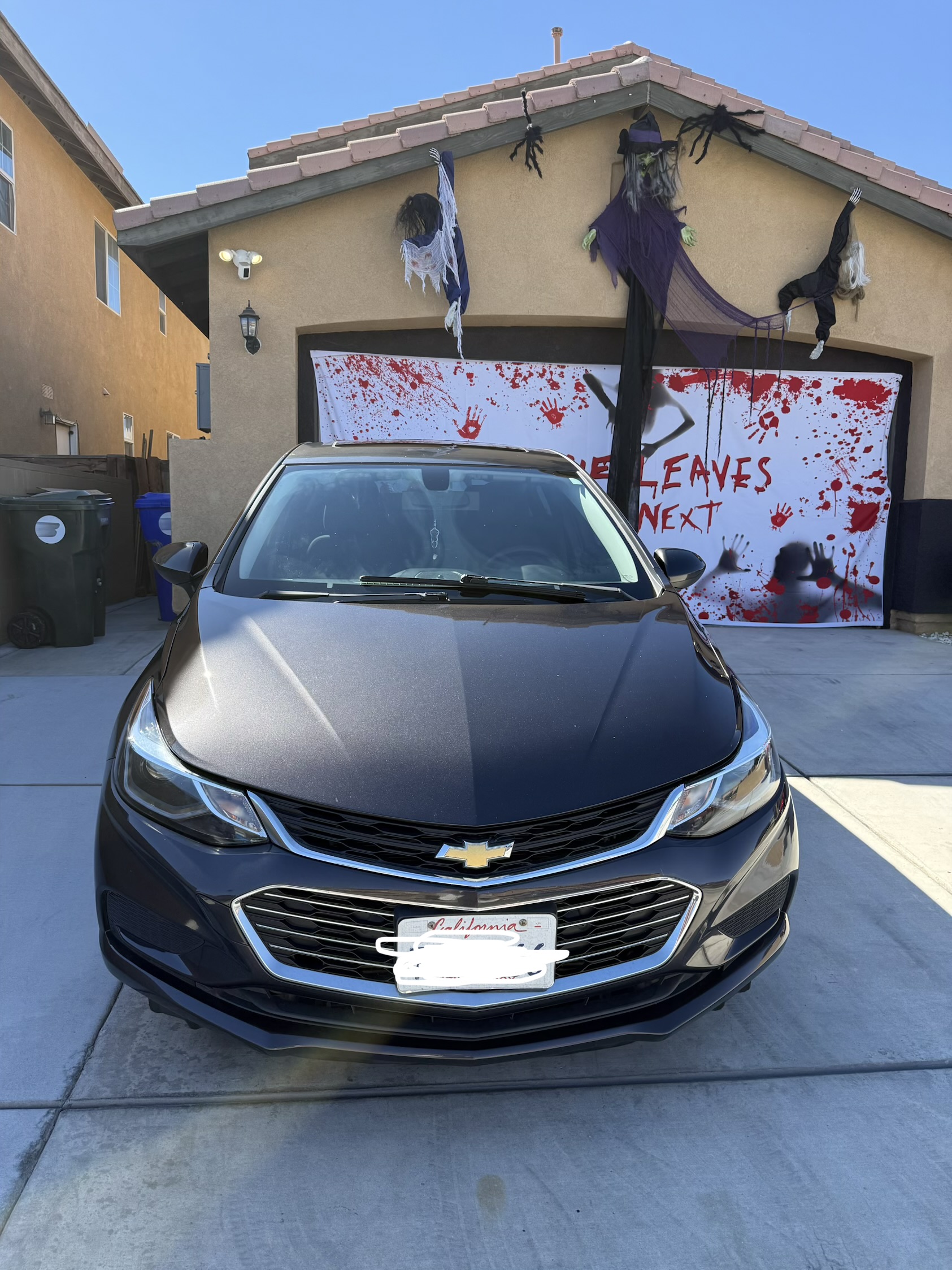 Used 2016 Chevrolet Cruze LT w/ Sun And Sound Package FWD image 1