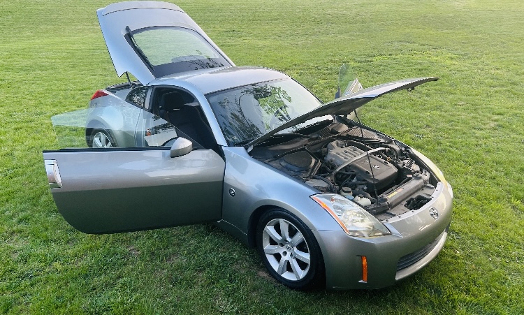Used 2003 Nissan 350Z Enthusiast w/ Aerodynamics Pkg RWD image 1