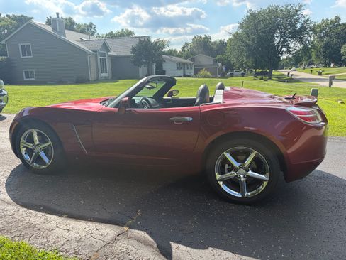 Used 2009 Saturn Sky Red Line RWD image 2
