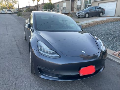 Used 2019 Tesla Model 3 Standard Range Plus image 19