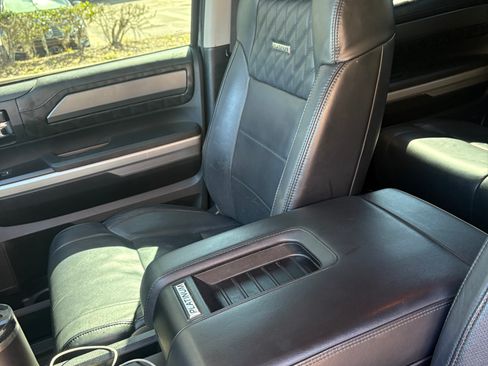 Used 2015 Toyota Tundra Platinum image 8