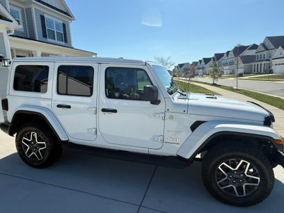 Used 2024 Jeep Wrangler Unlimited Sahara w/ Technology Group