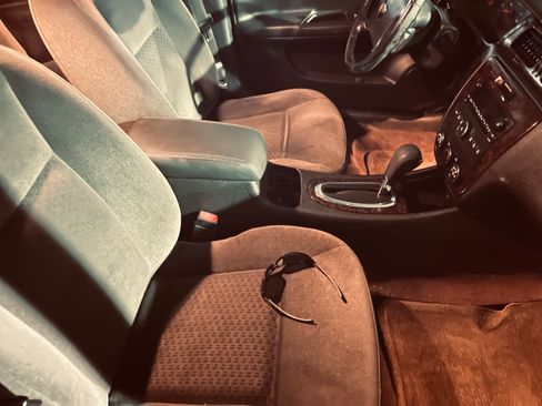 Used 2014 Chevrolet Impala Limited LS image 11