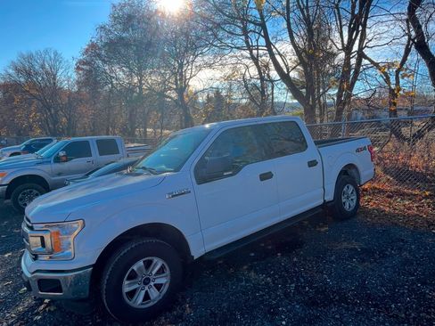 Used 2018 Ford F150 XLT w/ Trailer Tow Package AWD/4WD image 6