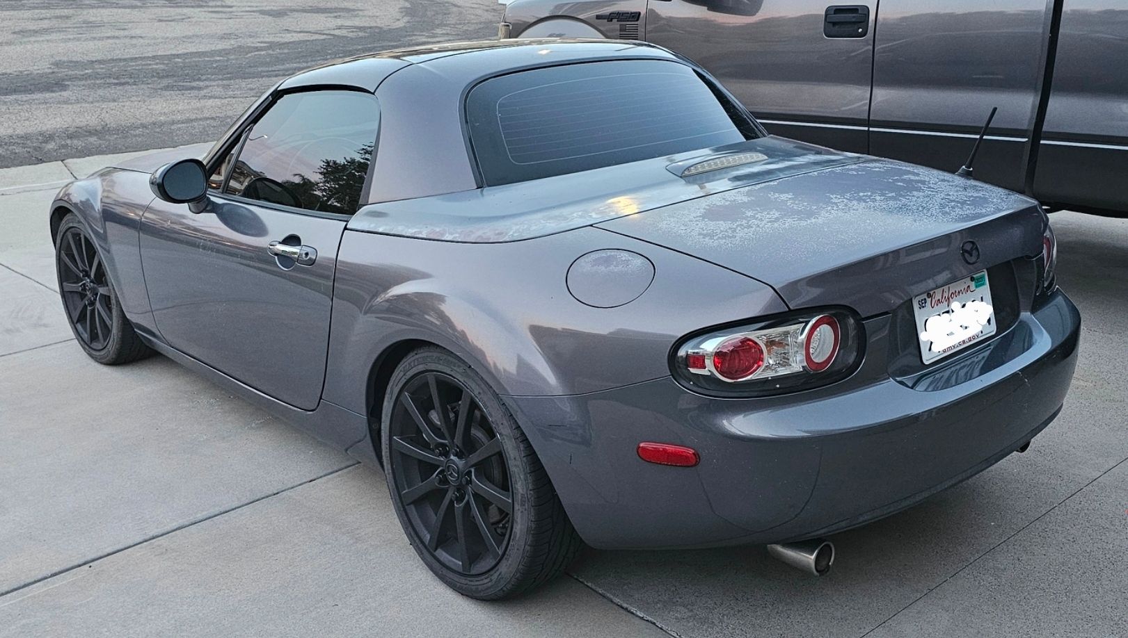 Used 2008 MAZDA MX-5 Miata Touring RWD image 2