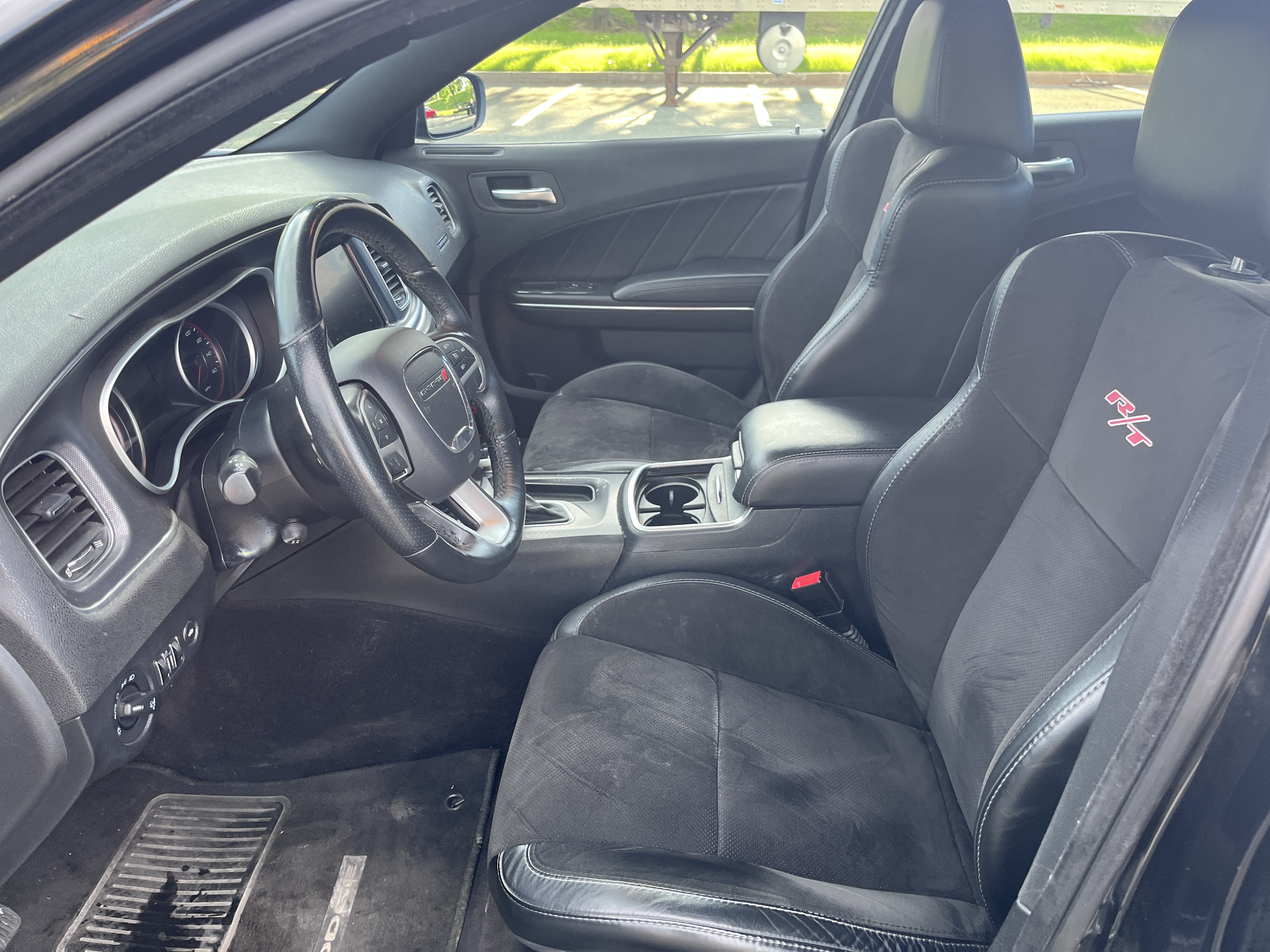 Used 2016 Dodge Charger R/T RWD image 5