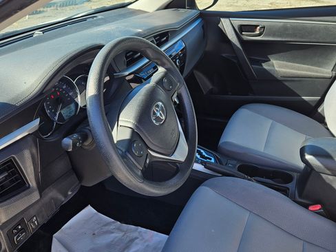 Used 2015 Toyota Corolla LE image 11