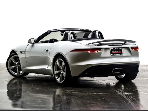 Used 2021 Jaguar F-TYPE First Edition RWD image 15