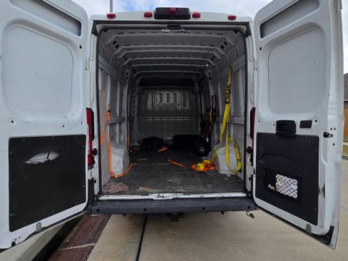 Used 2018 RAM ProMaster 3500 w/ Mopar Trailer Tow Group image 9