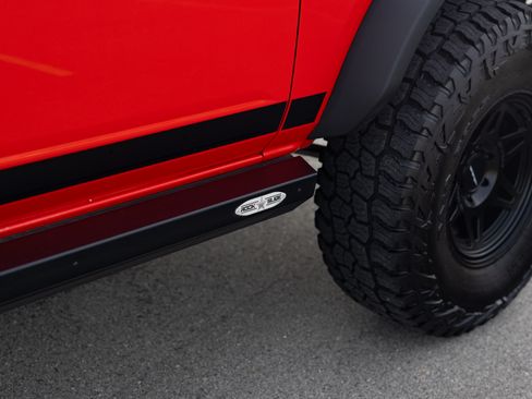 Used 2022 Ford Bronco Wildtrak image 9