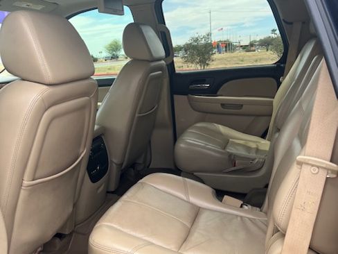 Used 2007 Chevrolet Tahoe LT w/ LT Preferred Equipment Group image 8