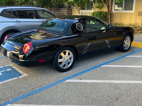 Used 2002 Ford Thunderbird RWD image 4