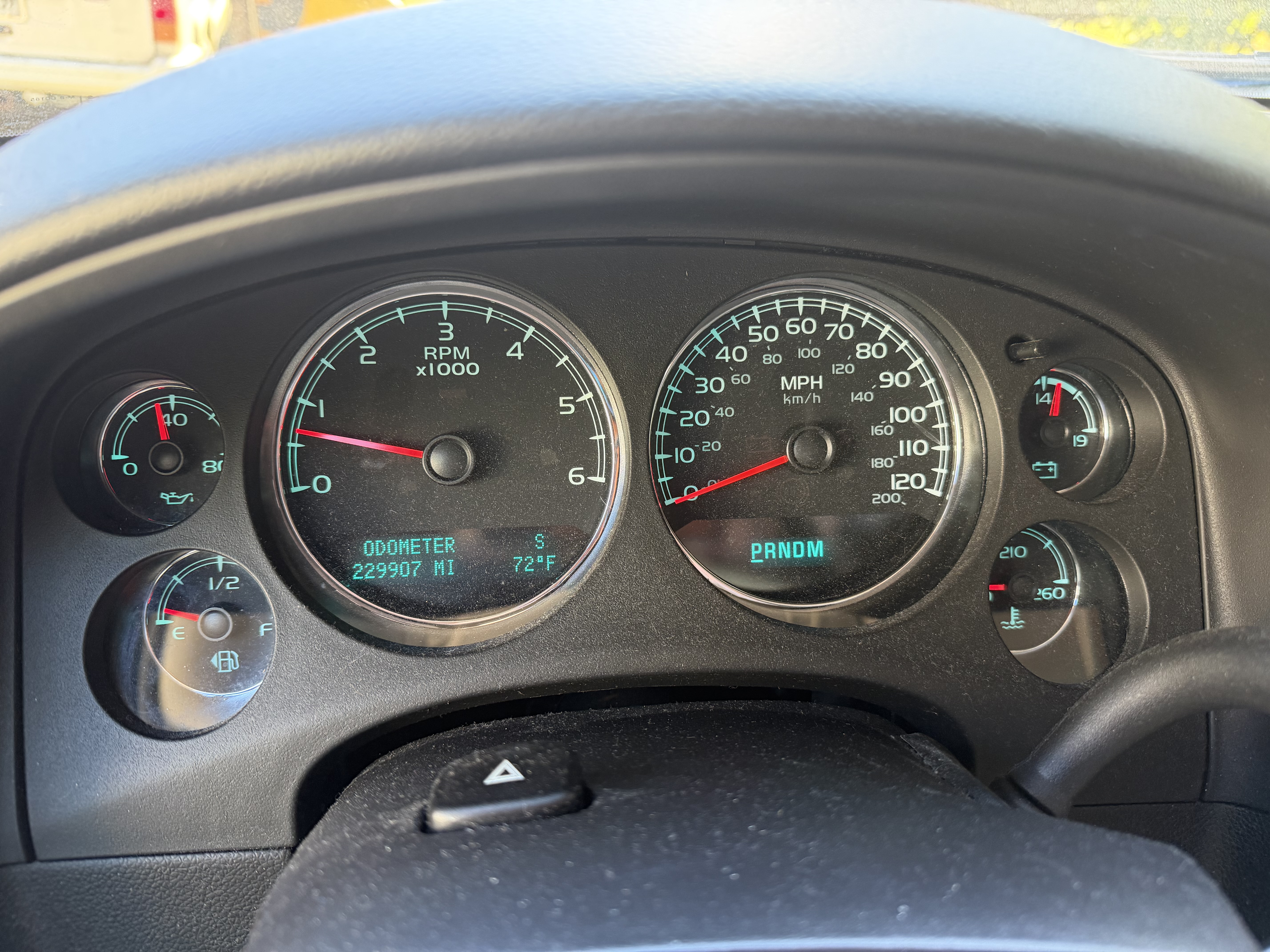 Used 2013 GMC Yukon XL SLT RWD image 12