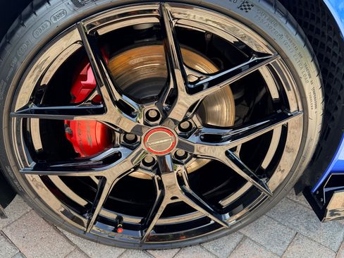 Used 2024 Chevrolet Corvette Stingray Premium Conv w/ Z51 Performance Package RWD image 5