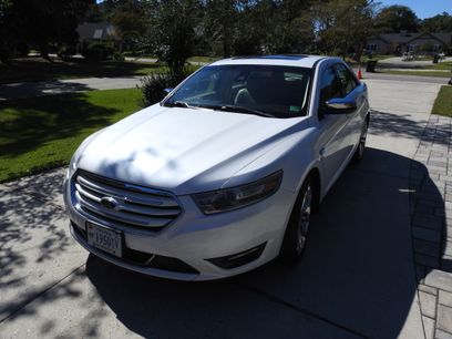 Used 2014 Ford Taurus Limited w/ Equipment Group 301A