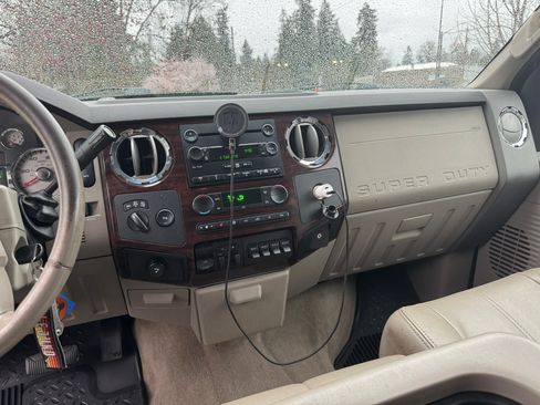 Used 2008 Ford F350 Lariat image 11