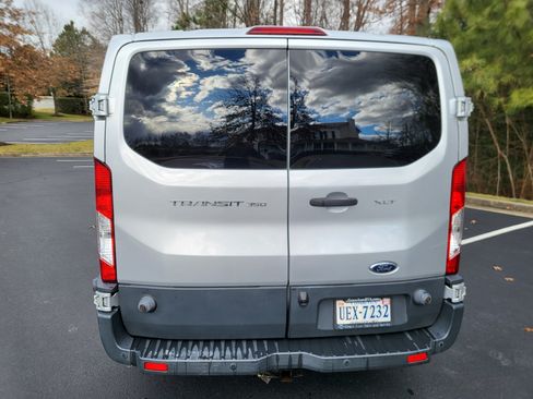 Used 2016 Ford Transit 350 XLT image 6