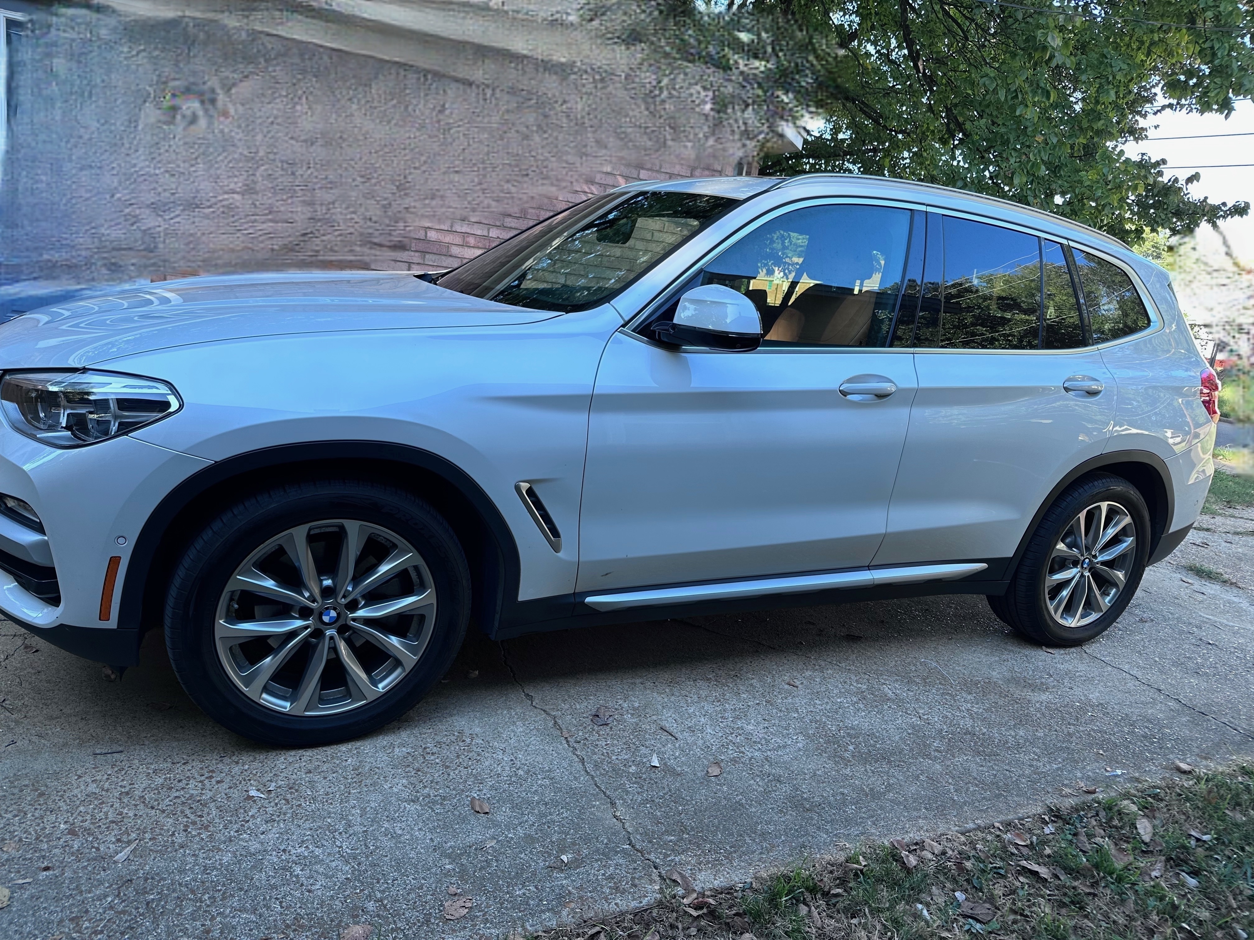 Used 2019 BMW X3 xDrive30i w/ Executive Package AWD/4WD image 5
