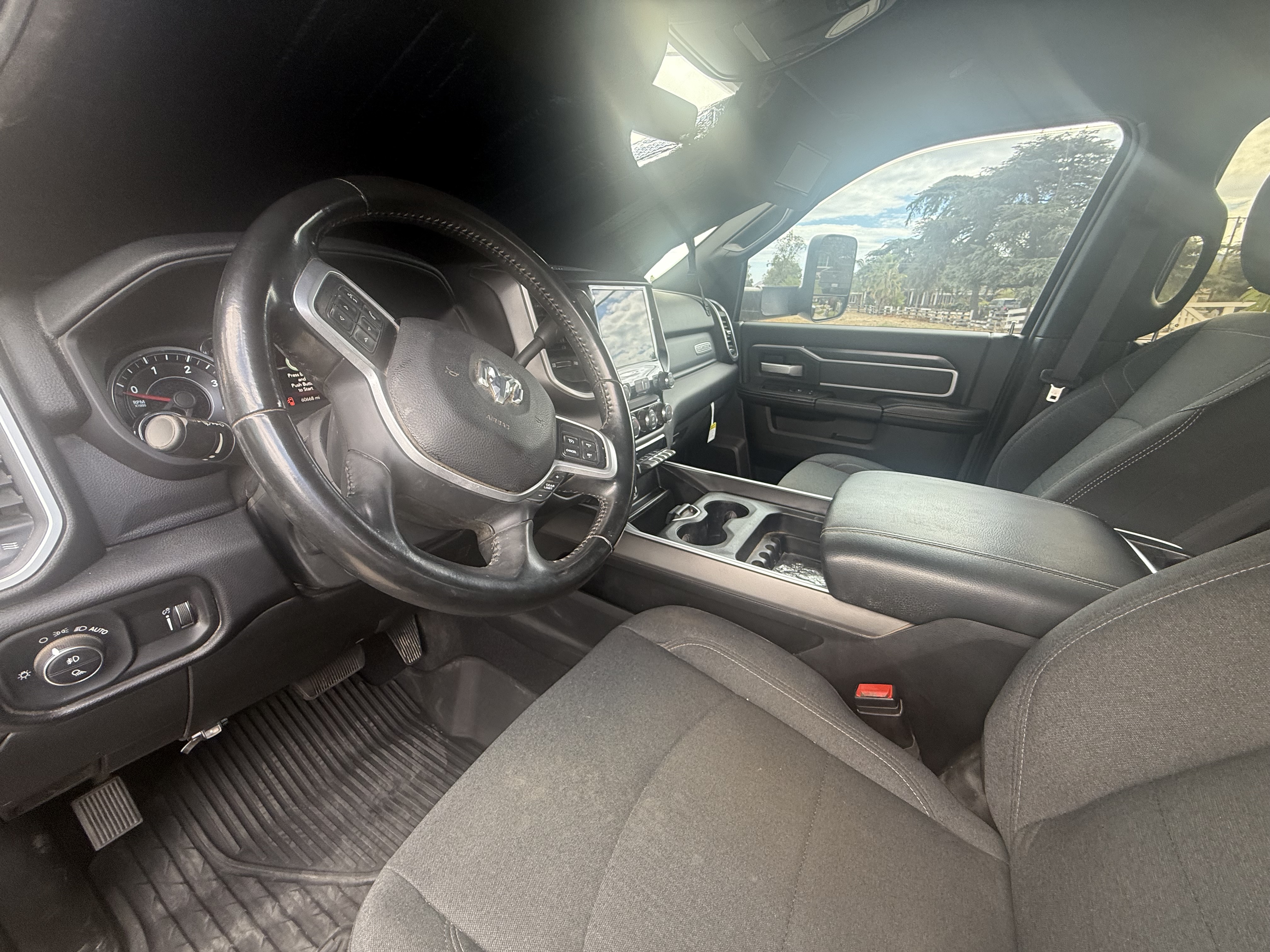 Used 2021 RAM 3500 Big Horn w/ Level 1 Equipment Group AWD/4WD image 9
